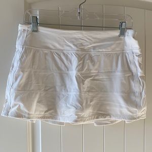 Lululemon pace rival skirt
